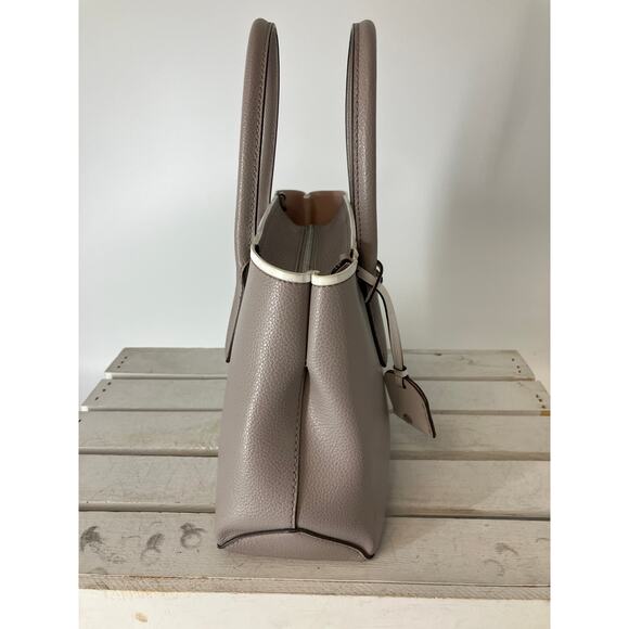 KATE SPADE GRAY PEBBLED LEAHTER WHTIE TRIM SMALL HANDBAG - Picture 4 of 16